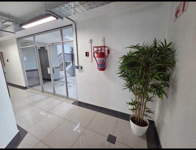 17M² OFFICE TO LET IN ANNLIN