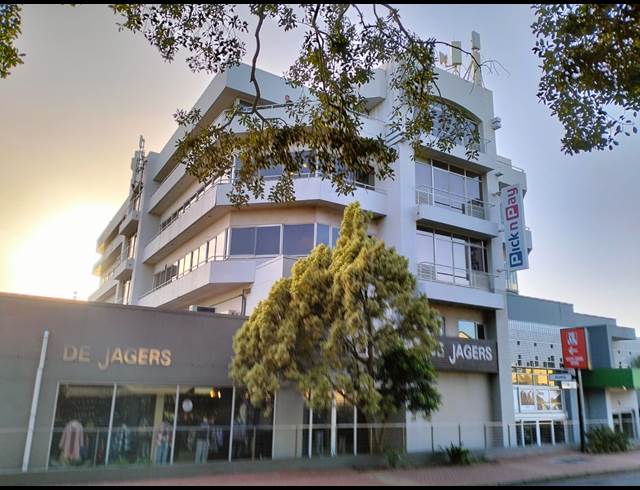 184M² RETAIL TO LET IN DURBANVILLE CENTRAL