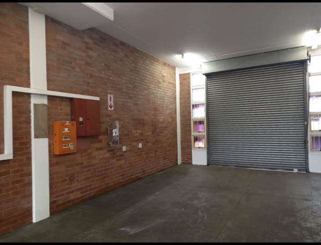 308M² WAREHOUSE TO LET IN PINETOWN CENTRAL