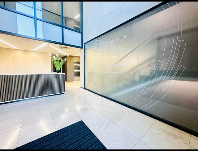 2,612M² OFFICE TO LET IN BRYANSTON
