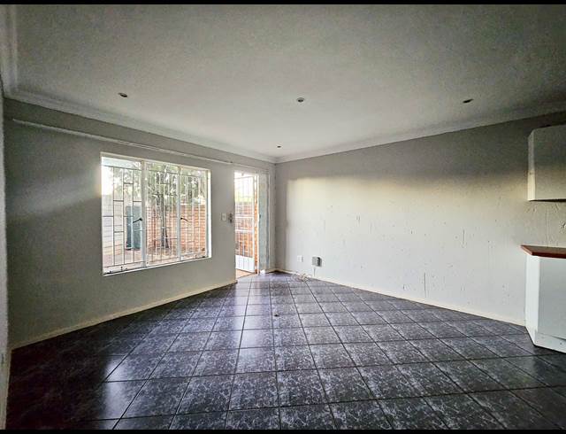 2 bed property to rent in BIRCHLEIGH