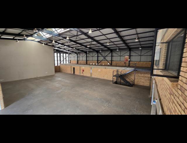 3,401M² WAREHOUSE TO LET IN WELTEVREDEN PARK
