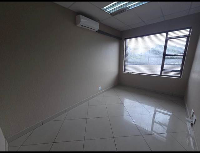 15M² OFFICE TO LET IN FRANSVILLE