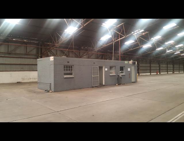 17,396M² WAREHOUSE TO LET IN ISANDO