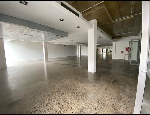 348M² OFFICE TO LET IN BROOKLYN