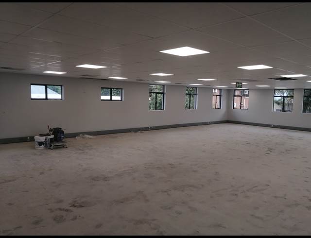 238M² OFFICE TO LET IN GLENWOOD