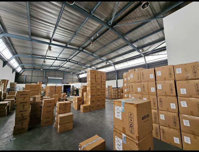 1,437M² WAREHOUSE TO LET IN RANDJESPARK