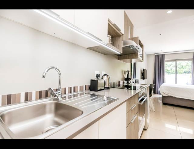 1 BEDROOM APARTMENT RENTED IN ROSEBANK