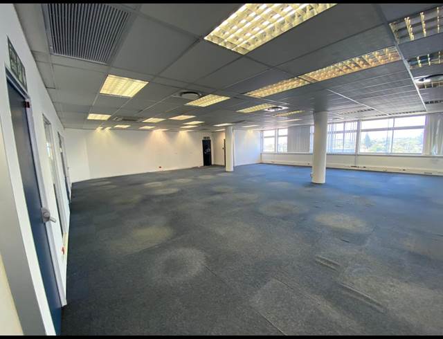 563M² OFFICE TO LET IN MILNERTON RIDGE