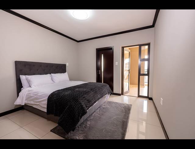1 BEDROOM APARTMENT TO LET IN BROADACRES