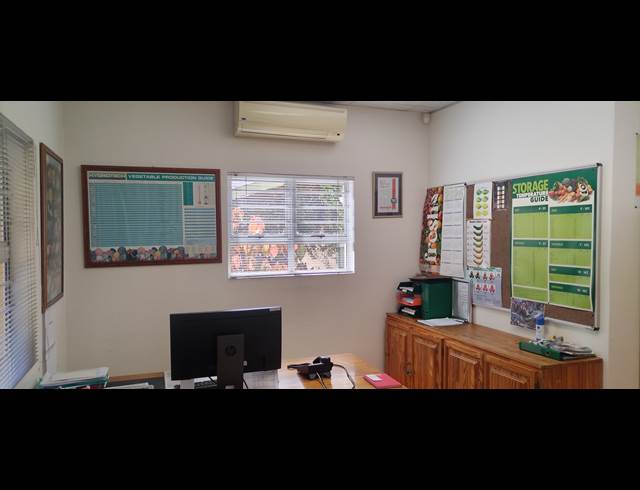 110M² OFFICE TO LET IN SONHEUWEL EXT 1