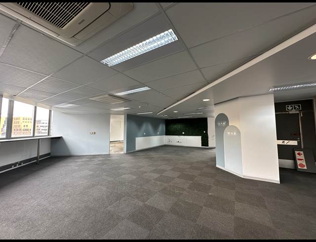 752.60M² OFFICE TO LET IN CENTURION CENTRAL