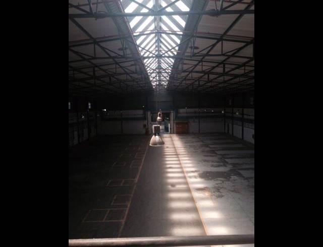 1,500M² WAREHOUSE RENTED IN STIKLAND