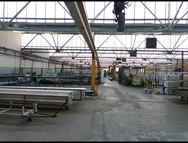 4,621M² WAREHOUSE TO LET IN PAROW INDUSTRIAL