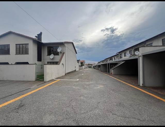 2 BEDROOM PROPERTY TO RENT IN GREENHILLS