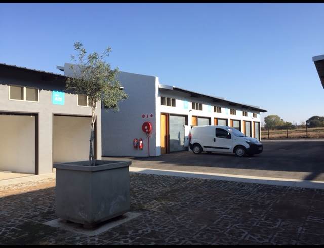15M² BUSINESS CENTRE TO LET IN PRESIDENT PARK