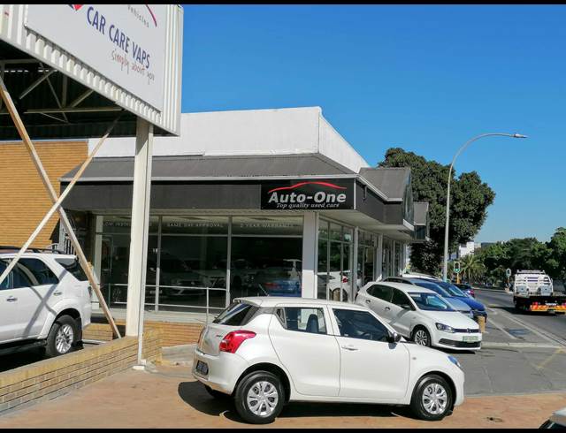 405M² SHOWROOM TO LET IN PAROW EAST