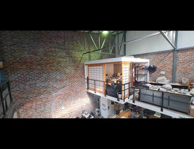 184M² WAREHOUSE RENTED IN WESTLAKE