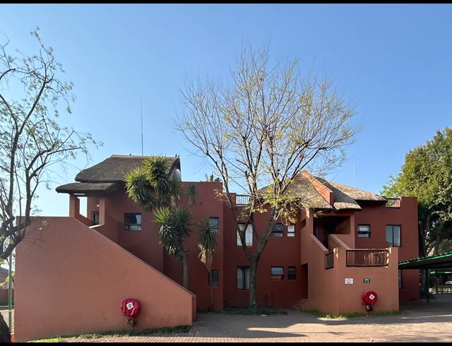 1 BEDROOM APARTMENT RENTED IN SUNNINGHILL