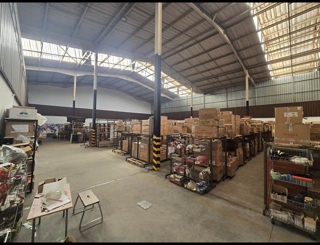 1,589M² FACTORY TO LET IN BOKSBURG EAST