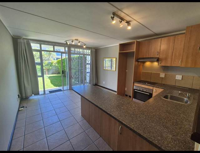 1 bed property to rent in HOUT BAY