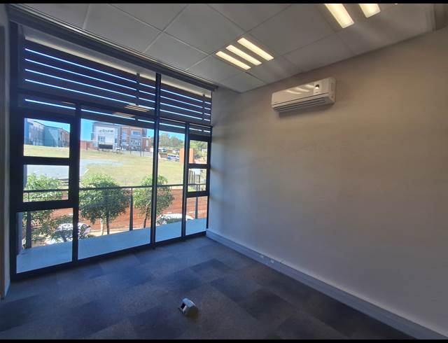 678M² OFFICE TO LET IN BEACON BAY