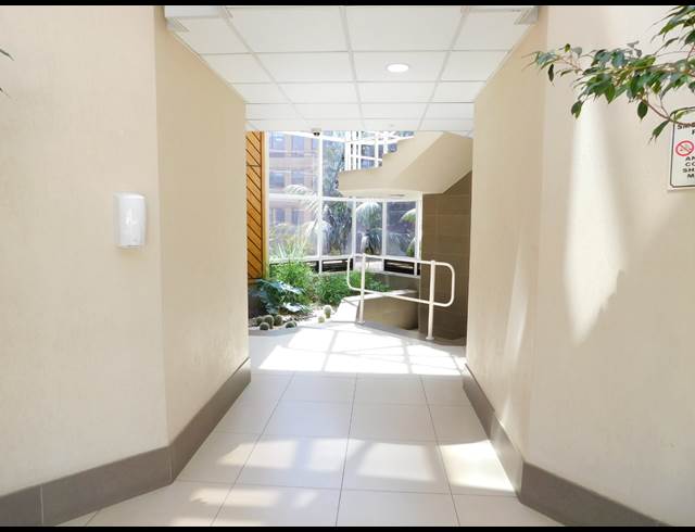 305M² OFFICE TO LET IN FERNDALE