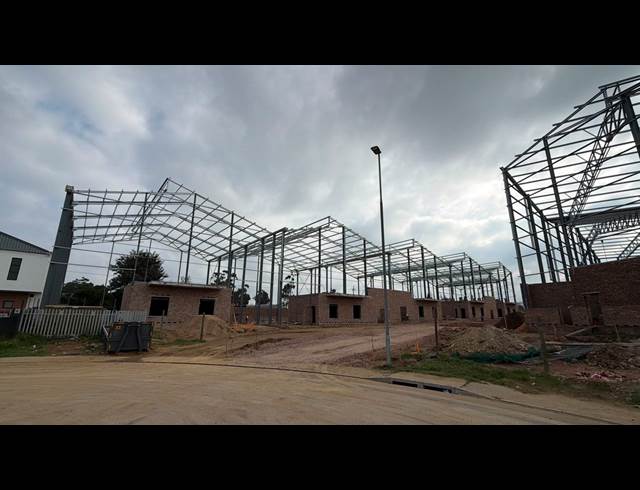 552M² WAREHOUSE TO LET IN FISANTEKRAAL INDUSTRIAL