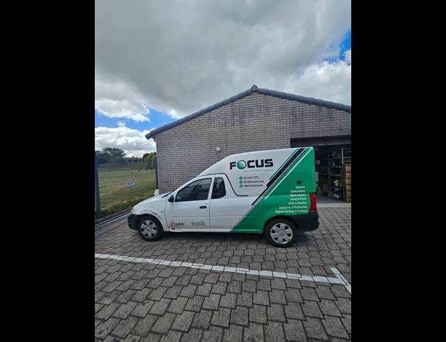115M² BUSINESS TO LET IN ROSENPARK