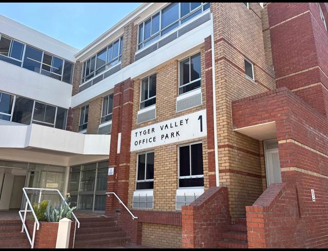 971M² OFFICE TO LET IN TYGER VALLEY