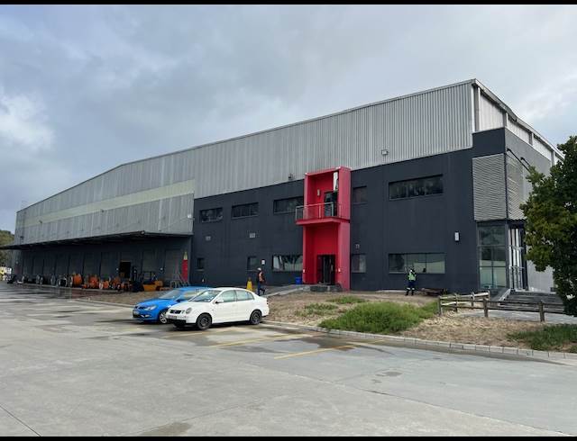 10,548M² WAREHOUSE TO LET IN PAROW INDUSTRIAL