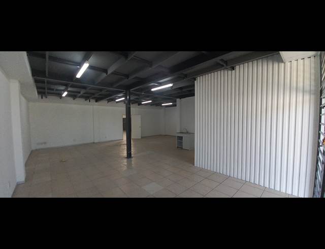 554M² WAREHOUSE TO LET IN OLIVEDALE