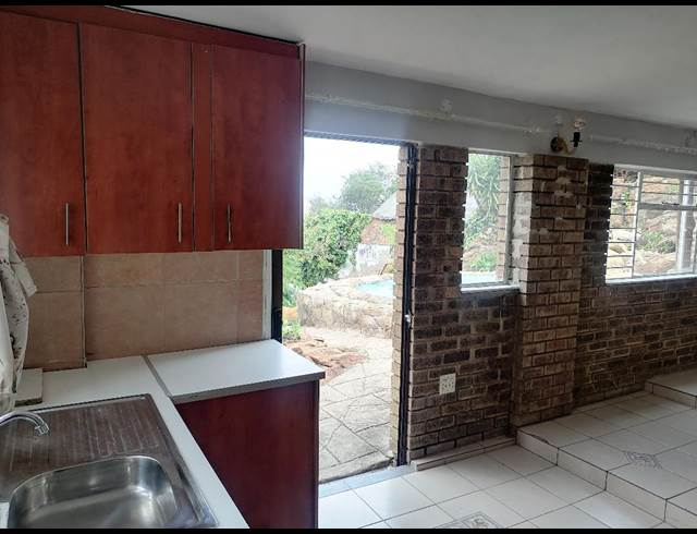 1 bed property to rent in OAKDENE