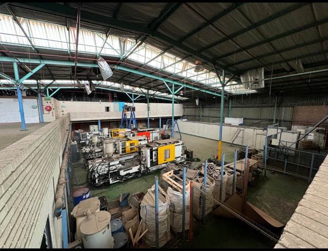 3,563M² WAREHOUSE TO LET IN INDUSTRIA WEST
