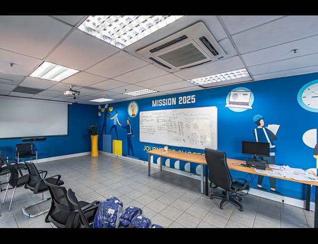 29,677M² WAREHOUSE TO LET IN PROSPECTON INDUSTRIAL