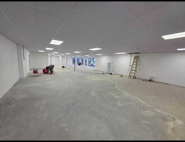 400M² RETAIL TO LET IN STRAND CENTRAL