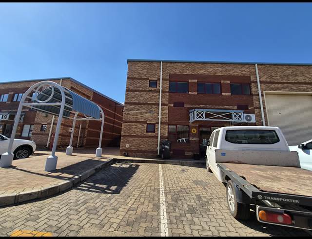 250M² WAREHOUSE TO LET IN ALLANDALE