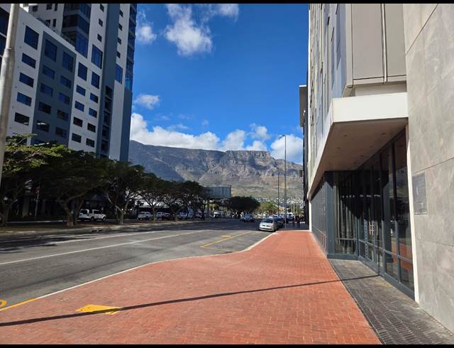 1,660M² OFFICE TO LET IN CAPE TOWN CITY CENTRE