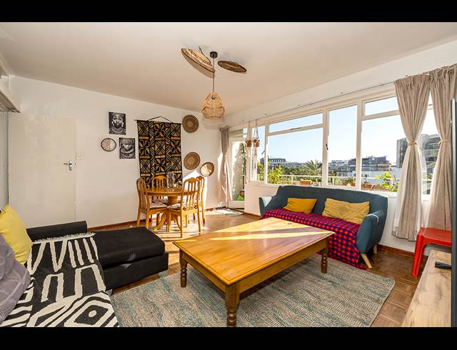 2.5 BEDROOM APARTMENT TO LET IN GREEN POINT