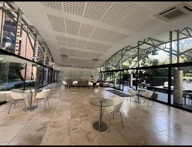 376M² OFFICE TO LET IN ROSEBANK