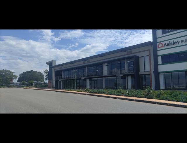 214M² RETAIL TO LET IN RIVERSIDE PARK