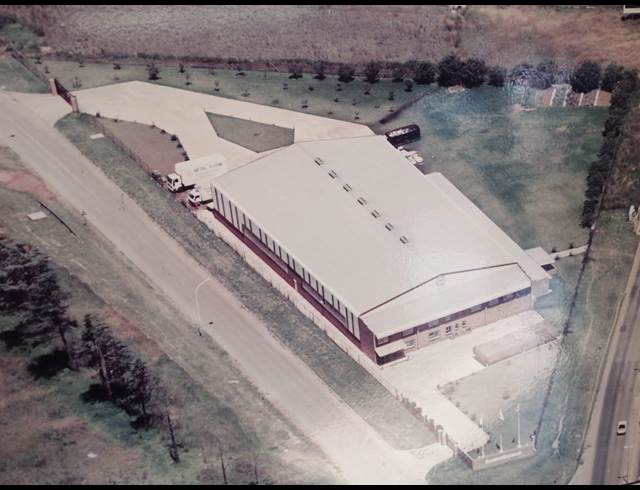 2,200M² WAREHOUSE RENTED IN VULCANIA