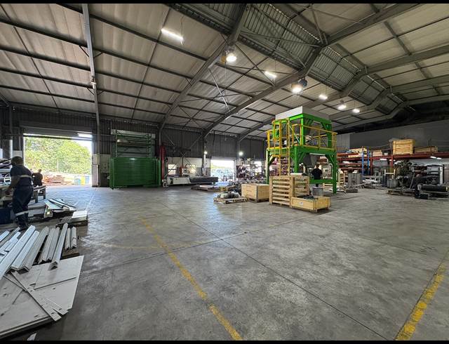 1,397M² WAREHOUSE TO LET IN WESTMEAD