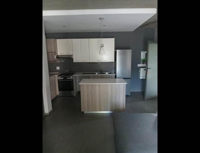 1 BEDROOM PROPERTY TO RENT IN MENLO PARK