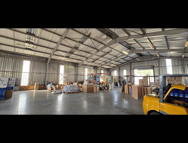 630M² WAREHOUSE TO LET IN MULDERSDRIFT