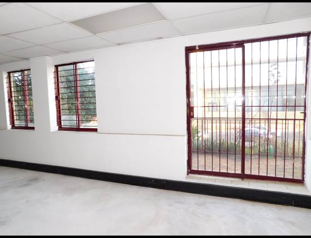 560M² OFFICE TO LET IN RANDBURG CENTRAL