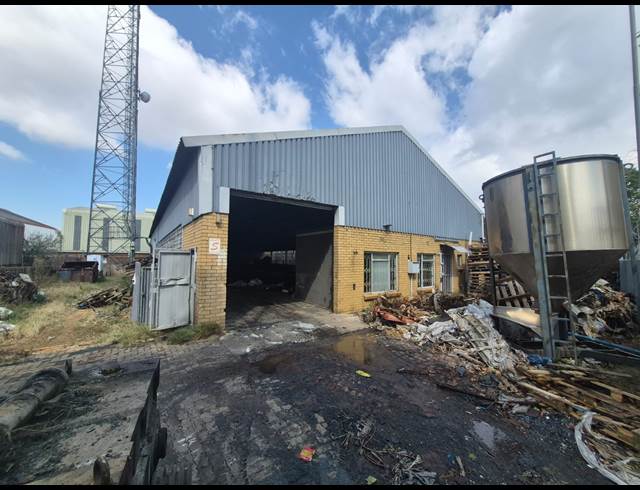500M² WAREHOUSE TO LET IN ALRODE SOUTH