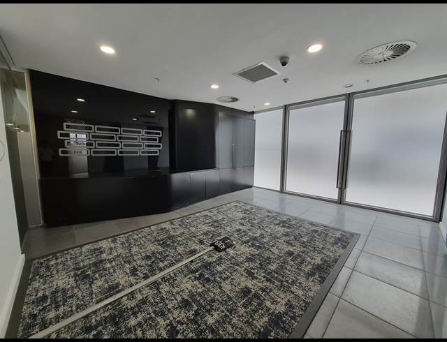 1,093M² OFFICE TO LET IN SANDTON CENTRAL