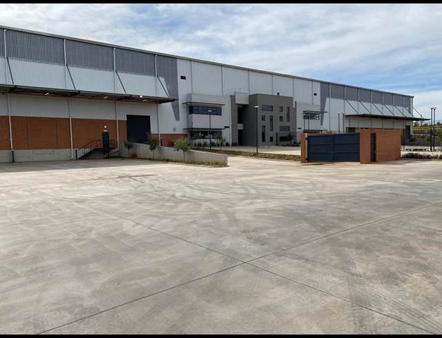11,819M² WAREHOUSE TO LET IN GOSFORTH PARK