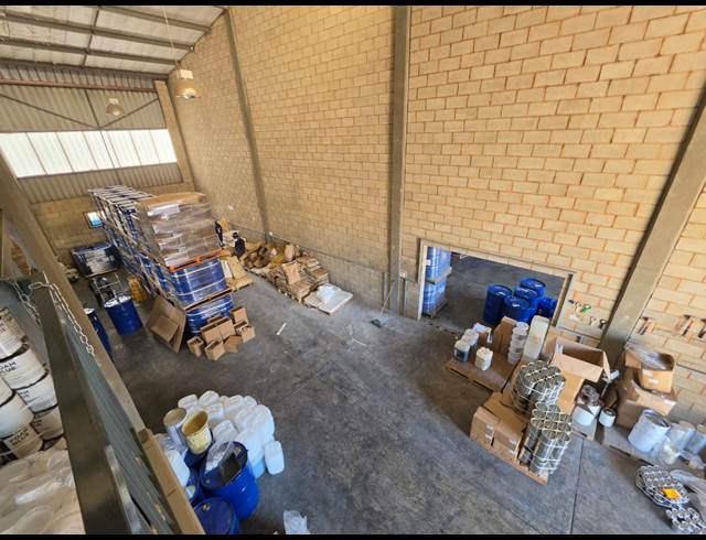 265M² WAREHOUSE TO LET IN STORMILL